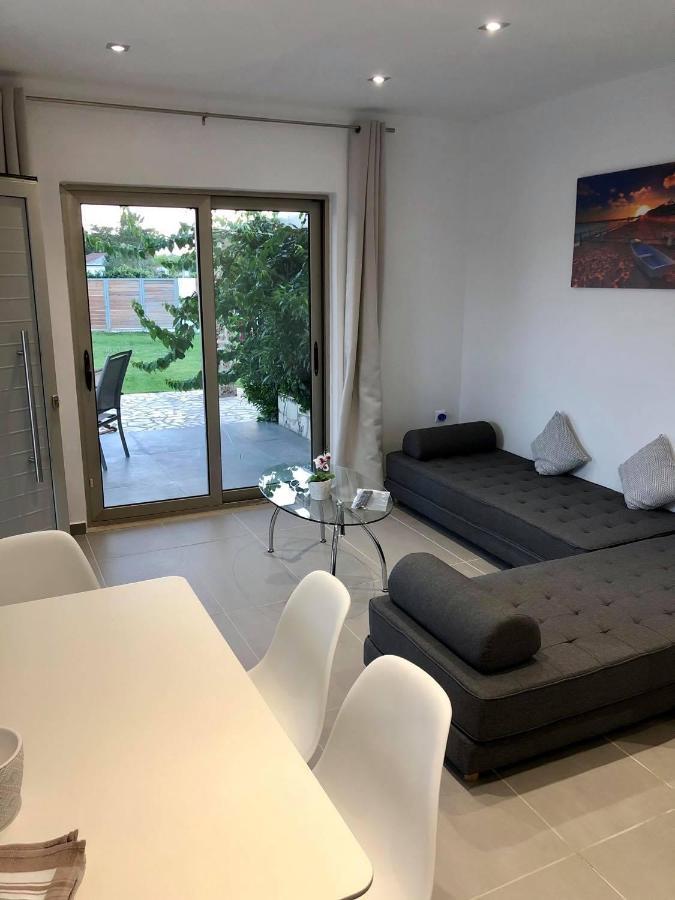 Issos Beach Villa Línia Zewnętrze zdjęcie